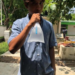 Meet your Posher, Eduardo